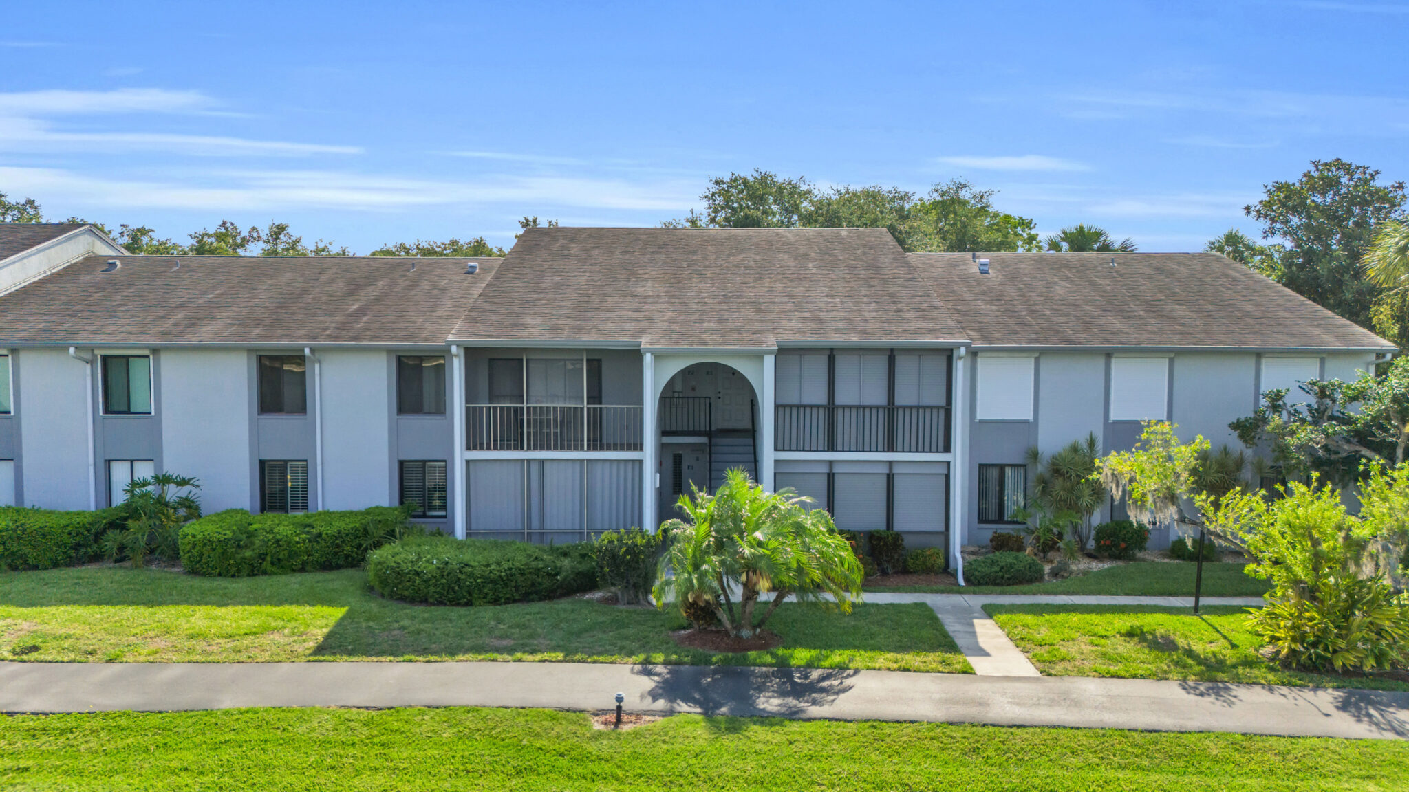 Condos for Sale Pine Ridge Condominium